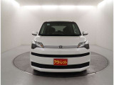 街乗りからお買い物まで活躍する人気のコンパクトカーです。