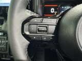 ステアリングスイッチ装備!運転しながら手元でオーディオの操作などができます。