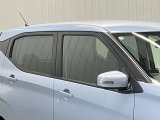 プラスチックバイザーがない分デザインもすっきり★洗車の時の窓拭きもラクラクです!