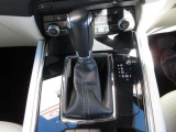 DCT、CVT、従来型のATなど、すべてのトランスミッションの利点を集約し、ロックアップ領域を大幅に拡大し伝達効率の向上とマニュアルトランスミッションのようなダイレクト感を実現した自社製ATです。