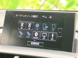ラジオやディスク、USB、Bluetoothなど複数の音源が一覧で表示され、使いたい項目を選びやすい画面です。普段の音楽再生も、状況に合わせて活用いただけます。