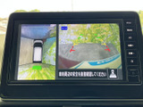 駐車時の安全性を高めるバックモニター付き。狭い場所でも後方を確認しやすく、スムーズな駐車操作をサポートします。運転に自信がない方にもおすすめです。