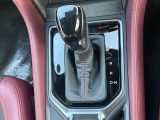 インテリアにもスポーティな雰囲気を与え、運転するたびにSTIならではの特別感を感じていただけます!!