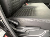 運転席シートしわ、へたりあります。