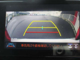 バックガイドモニターで、後方を確認しながら安心して駐車することができます。運転初心者も熟練者も必須の機能ですよ!