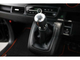 6速MTのお車です♪直感的な操作を楽しむことができます!