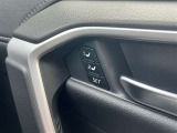 運転席には『シートポジションメモリー』付き!シートの位置や角度を設定しておくとエンジンをかけたときに、事前に設定したポジションに自動でセットしてくれます☆最大2名まで可能です!!