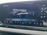Audiドライブセレクト 車両の走行性能を好みに合わせて調整。エンジンの出力、ステアリングの反応など複数のモードから選択可能