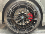 BMWならではの卓越した走りを支えるホイールと足回りです!日本車の走りに慣れている方にもぜひ体感して頂きたいほど、高いレベルでまとまっています!