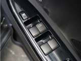 ◆パワーウィンドウスイッチ◆運転席から全席の窓の開閉操作を行うことが出来いつでも換気ができます!