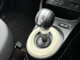 トランスミッションは、スムーズなギアチェンジ、継ぎ目のないシームレスな加速を実現。低速域では優れた柔軟性を発揮し、高効率エンジンとの組み合わせにより、燃料消費の低減にも貢献。