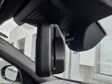 純正ETC車載器はルームミラーの右側に搭載されております♪正しく挿入されると文字で知らせてくれるので安心です♪