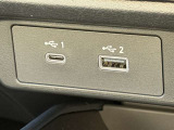 [USBソケット]今や必需品のUSB!!お出かけの際には大活躍間違いなし!!!