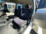 内装や外装も隅々までクリーニングしてからご納車致します♪ 中古車でも安心綺麗(*'▽')