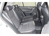 当店は全車『ロングラン保証』付!(1年間、距離無制限 HV車はHV保証付) 別途延長保証もご用意しております♪ ぜひ現車を確認にご来店ください