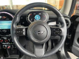 ◆LIBERALAは、輸入車選びの新たなスタイルを提案するインポート・セレクト・ブランドです。オーナー様となる方がクルマから直接感じる感性を第一にした、最良の一台との出会いをコーディネートいたします。