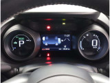 メーターも見やすく安全運転をサポートいたします!
