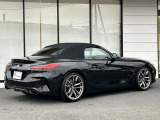 また、BMW正規認定中古車は、エマージェンシーサービスが自動付帯。24時間365日、皆様のカーライフをサポート致します。確かな安心のうえで、「駆けぬける歓び」をご堪能ください。
