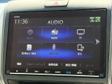 CDやDVD、BluetoothやフルセグTVなど様々なメディアに対応しています。