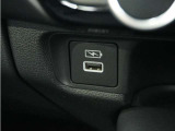 ◆USBチャージャー◆使いやすい場所に装備されています。