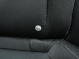 ◆ISOFIX◆シートベルトいらずでチャイルドシートと固定金具を連結するだけでガッチリ固定できます。