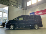 日産ディーラーならではの経験豊富な整備士が、お渡し前にきっちりと車検整備をさせていただいております。またお渡し後1ヶ月もしくは1000kmで、無料の点検整備を実施させていただきます。
