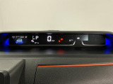 【メーターパネル】シンプルなデザインのメーターパネルは視認性が良く、必要な情報を運転手に分かりやすく伝えてくれます♪