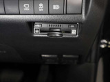 ETC車載器が搭載されているので、高速道路の乗り降りもノンストップで通過できます♪