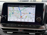 多機能ナビゲーションがあなたをしっかり目的地までサポートします。スマホのナビとは自車位置精度が違います。純正ナビなら保証も対象で安心です。