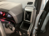 当店でご購入頂いた車両は全車車検整備又は法定12か月点検を行い、エンジンオイル・オイルフィルター・フロントワイパーゴム・バッテリーの交換を行っています、整備費用は本体に含まれてますので安心ですよ♪
