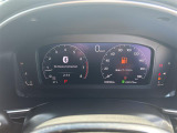 【スピードメーター】メーターがシンプルで見やすく運転しやすいですね!
