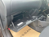 車検証入れや小物も入ります!
