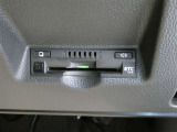 アンテナ分離型ETCです ETC本体は目立つところに設置していないのでデザイン的にも安全性も高いです 高速道路をご利用される方は必需品ですよ