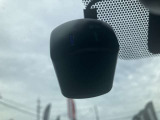 ドライブレコーダーは運転時はもちろんのこと、駐車場内でエンジンを切っている時でも当たった振動を元に電源が自動で入るので当て逃げ防止にもなります。
