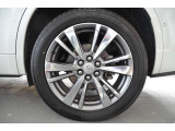 235/55R20 純正20アルミホイール リアルタイムダンピングサスペンションシステム