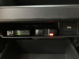 令和5年式走行3.5万km!落ち着いたレイクブルーのタフト☆純正メモリーナビ、バックカメラ、ナビ連動前後ドラレコ、ETC、シートヒーター等装備充実♪衝突回避支援ブレーキ、誤発進抑制機能も搭載です!