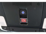 緊急通報ボタンが装備されています。ホンダコネクト対応。ご利用には、Honda Total Care プレミアムのご加入が必要です。
