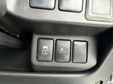 運転席から各種ボタンの操作がしやすいように設計されたデザイン