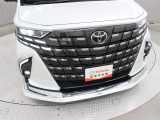 フロント廻りです。