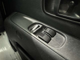 運転席から操作可能なパワーウィンドウ!