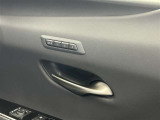 2つまでシートポジションを登録することが可能です。家族やオーナー以外が乗った後でも、細かいシートポジションのセットは不要です。高級車ならではの装備ですね。