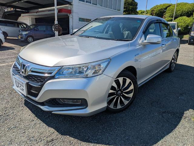 アコードハイブリッド 2.0 LX