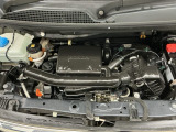 技術が詰まったエンジンルームもご覧の通りピカピカにクリーニング済みです。