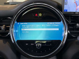 アップルカープレイ装備!!Bluetooth機能も付いておりますので、音楽再生も楽々です♪
