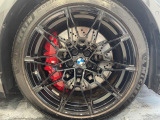 BMWならではの卓越した走りを支えるホイールと足回りです!日本車の走りに慣れている方にもぜひ体感して頂きたいほど、高いレベルでまとまっています!