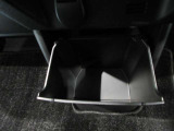 小物が入るボックスです 実際使っていただくとその便利さが伝わると思います。