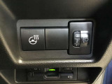 運転席・助手席はシートヒーター付き。ハンドルヒーターも装着。