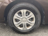 お車に合ったデザインのホイールにキャップになっています!