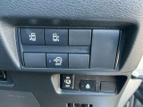 ハンズフリー両側電動スライドドアです。大変便利ですよ!
