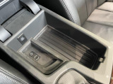 安心のBMW認定中古車は100項目の箇所を徹底的にチェック致します。機械的な箇所や電気系、コンピューターなどをご納車前に点検し、交換基準に達した部品は全て新品に修理返品した後にご納車致します。